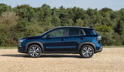 japoński jak Toyota Suzuki S-Cross 2024 Hybrid