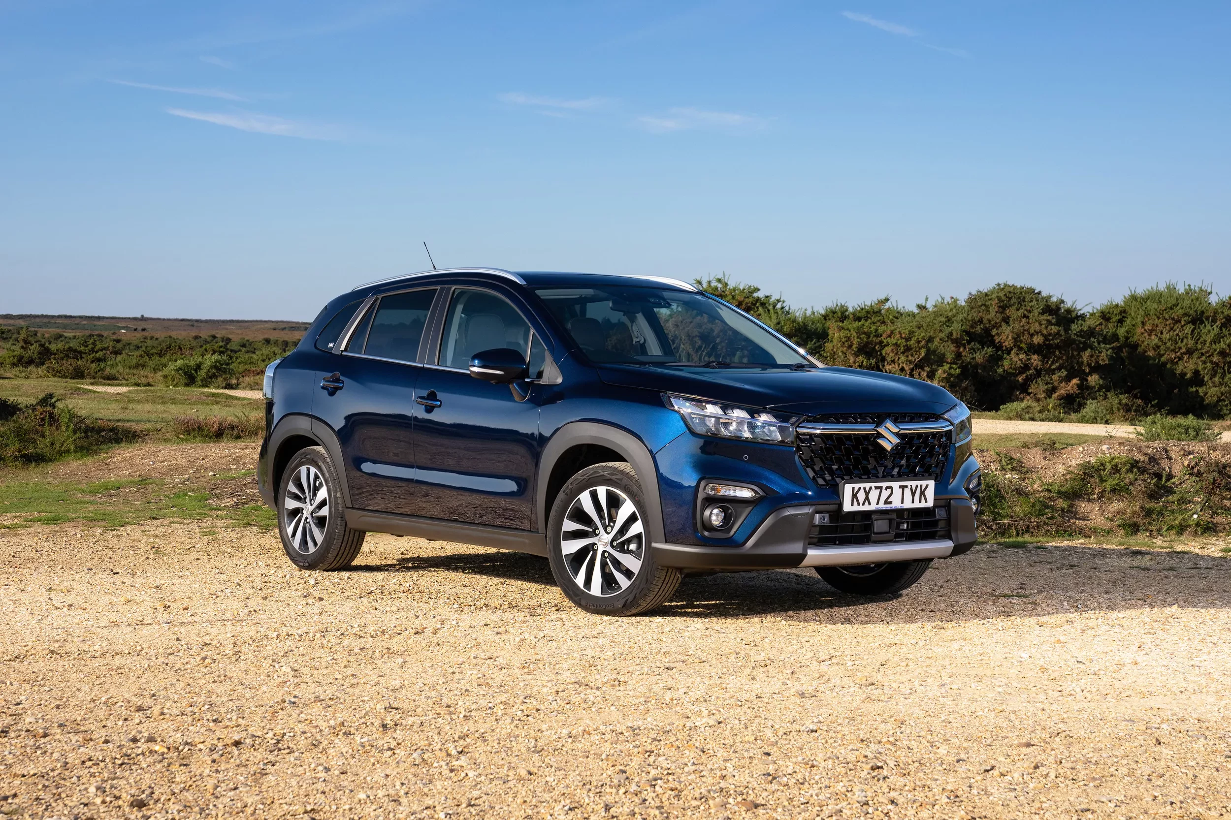 japoński jak Toyota Suzuki S-Cross 2024 Hybrid jest dobrą wydajną opcją na nowego SUV-a