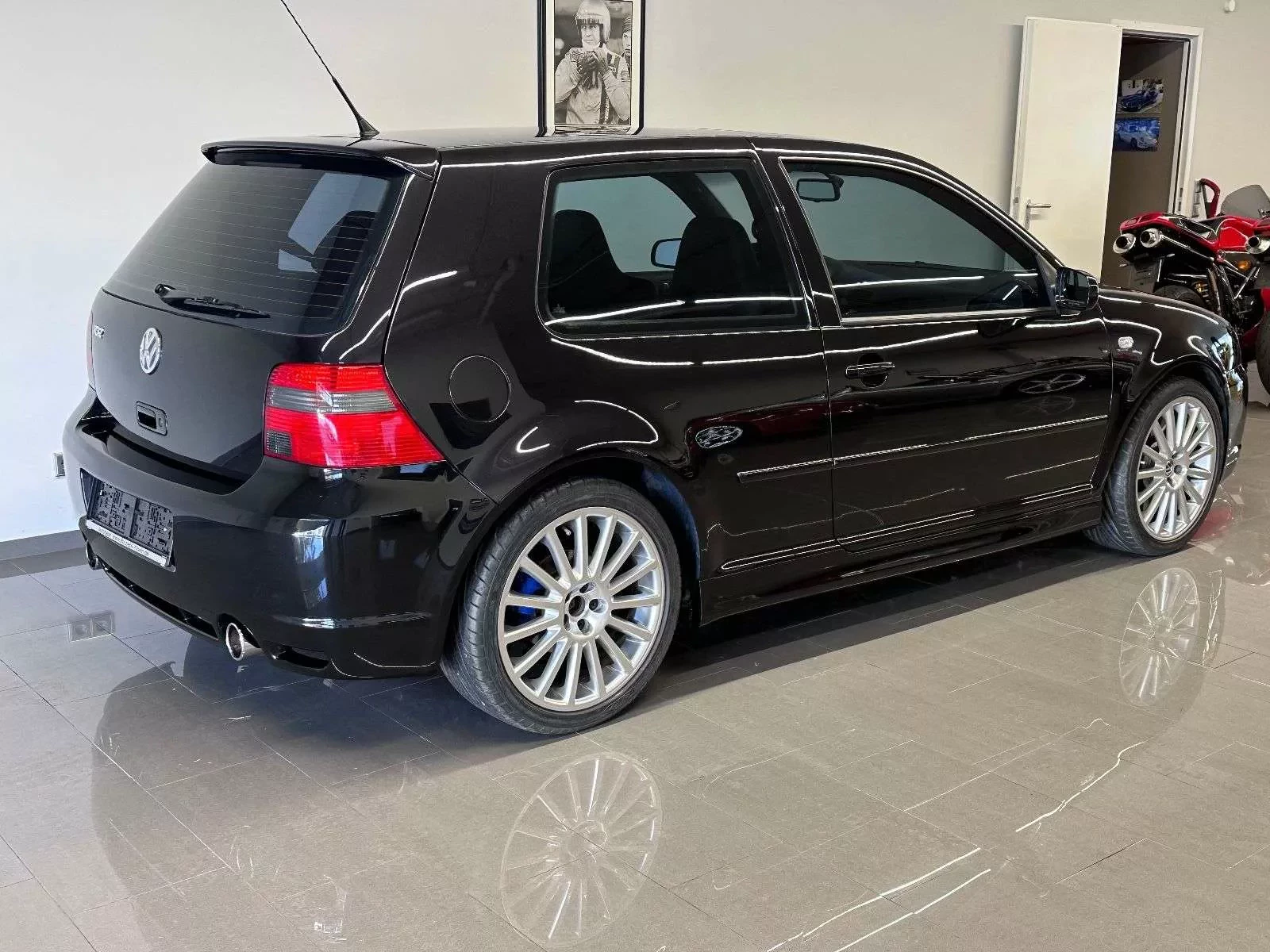 volkswagen-golf-r-na-sprzedaz-2