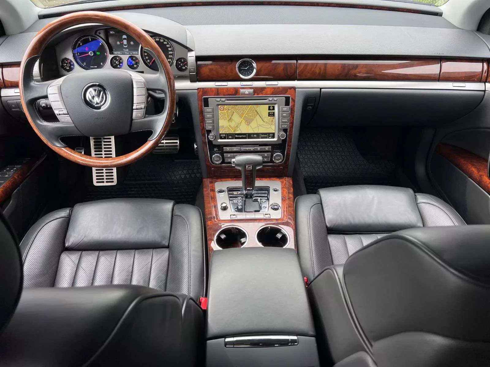 volkswagen-phaeton-