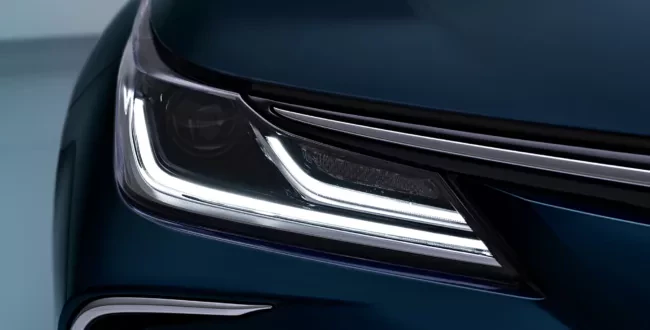 Toyota Corolla sedan reflektor detal