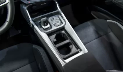 Dacia przygotowuje kmpaktowego rywala Toyoty Corolla