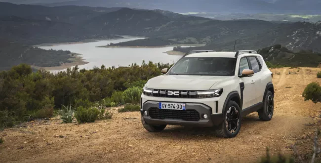 Renault pokonało Dacii w styczniu 2025 r , foto: Dacia Duster