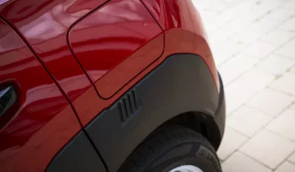 SUV Fiat Grande Panda , RED