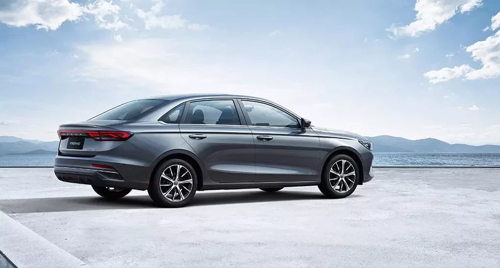 Geely Emgrand cena chiński samochód opinie silnik