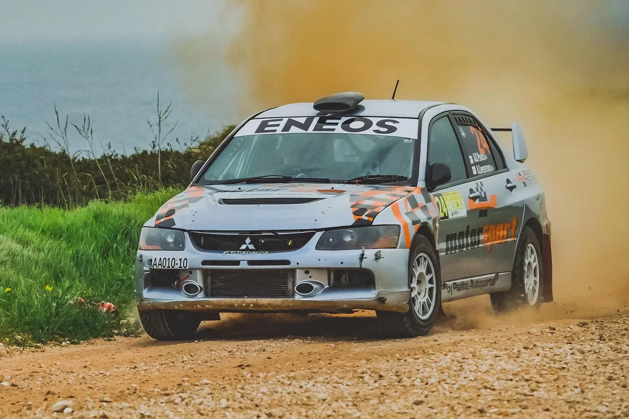 Mitsubishi Colt cena silnik spalanie
