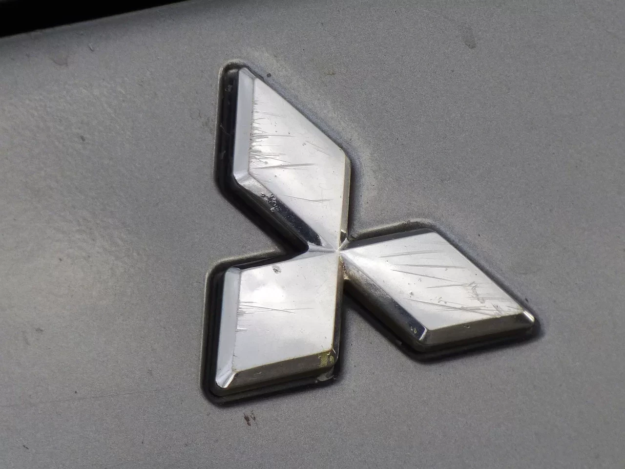 Mitsubishi Colt cena silnik spalanie