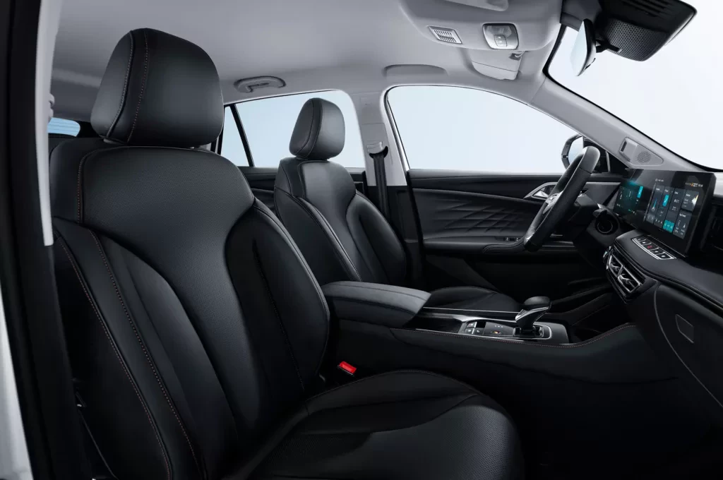 MG ustala diabelską zniżkę dla klona Toyoty RAV4. Przy mocno zredukowanych kosztach SUV-a nie trzeba rezygnować ani z osiągów, ani wszechstronności