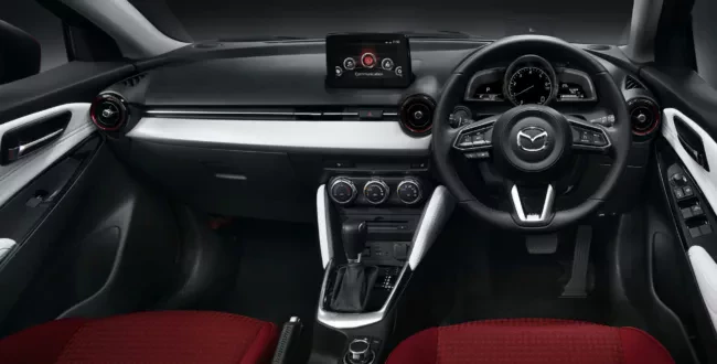 Mazda 2 cena spalanie osiągi rocznik silnik opinie oceny