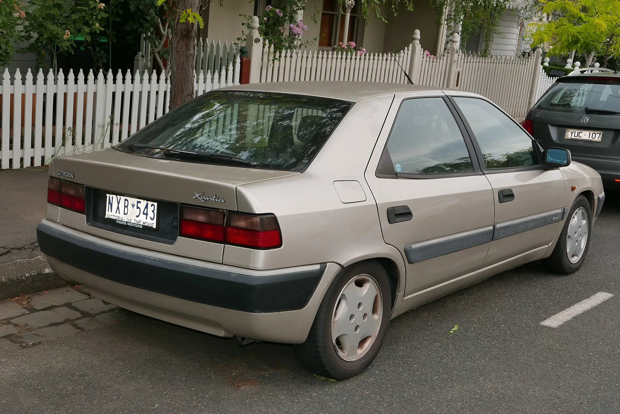 Citroen Xantia limuzyna cena spalanie wyposażenie silnik