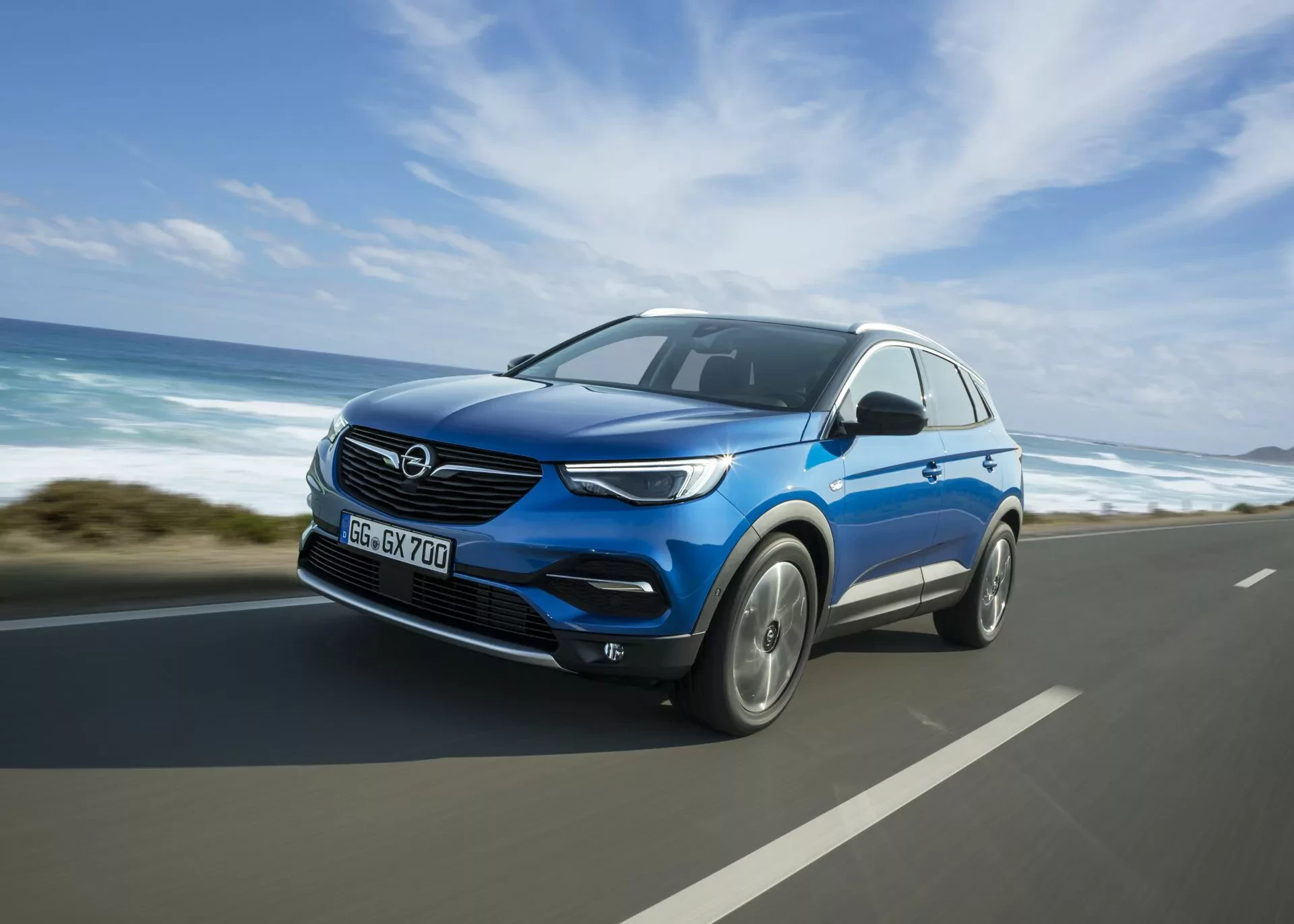 Opel Grandland cena spalanie silnik benzyna diesel hybryda SUV opinie oceny