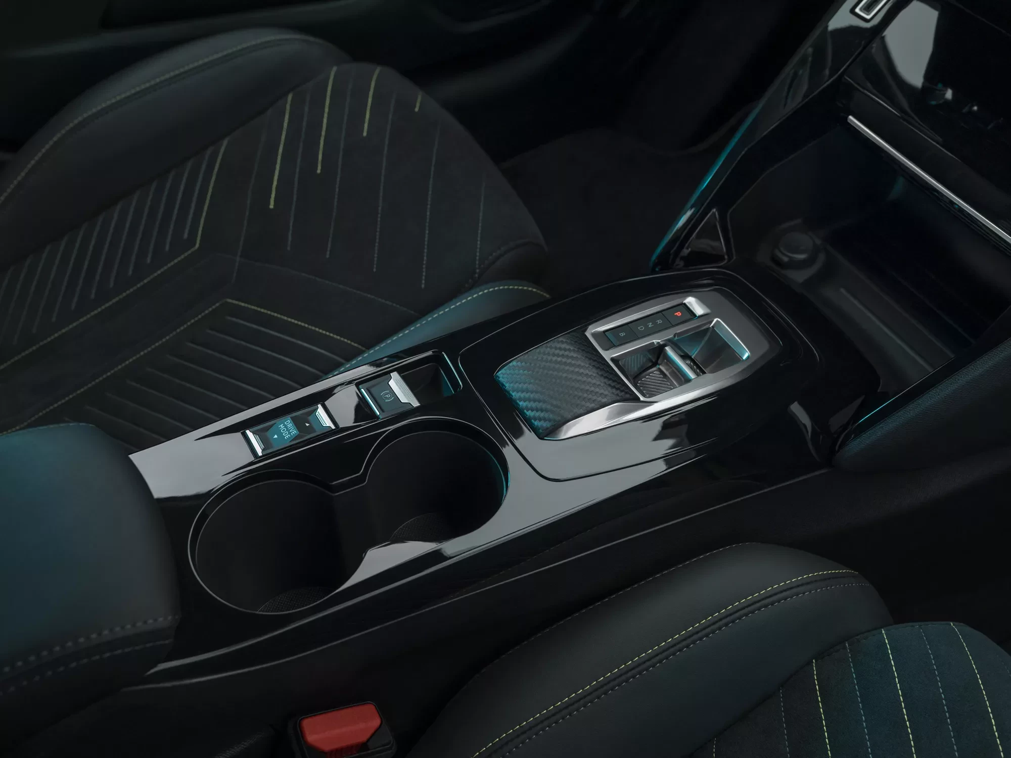 Peugeot 208 / E-208 wnętrze