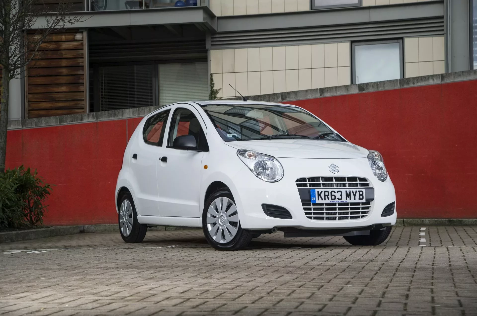 Suzuki Alto cena silnik spalanie moc