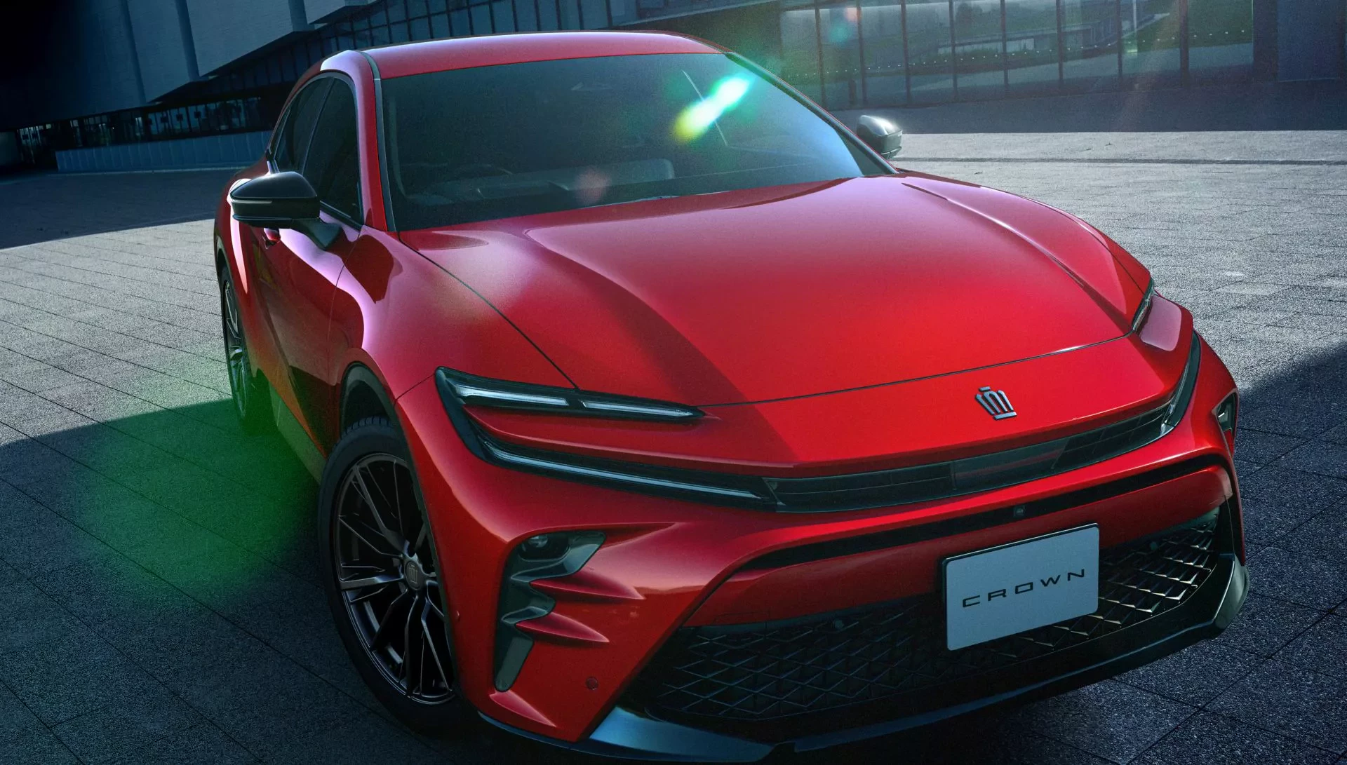 Toyota Crown Sport Aero Over Ferrari Purosangue cena moc osiągi