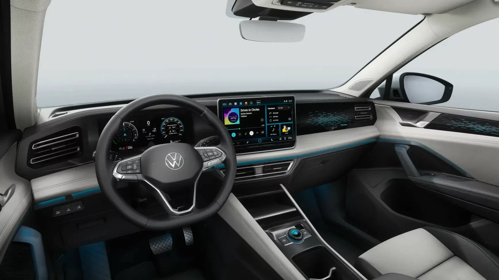 VW Tiguan SUV wnętrze