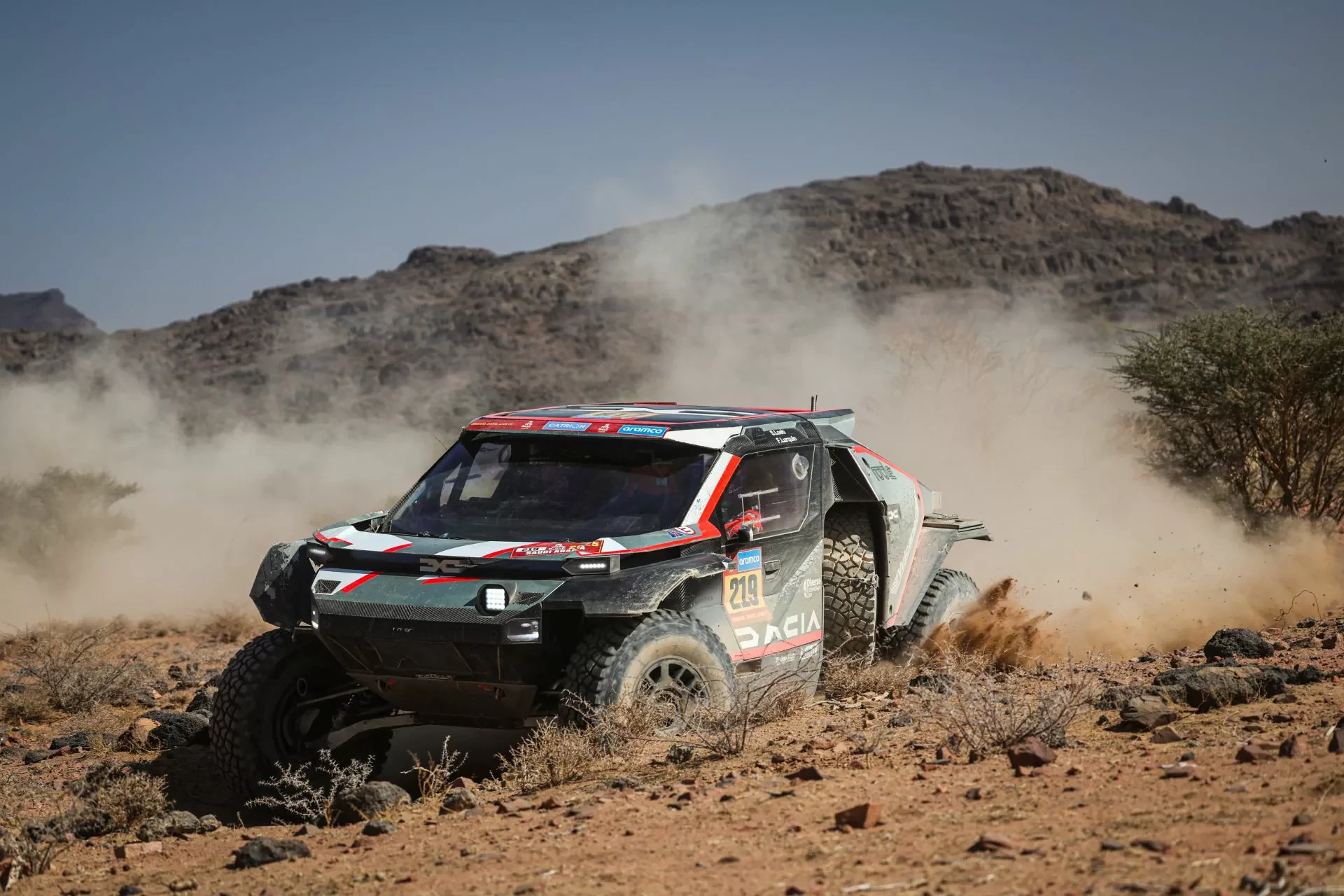 Rajd Dakar The Dacia Sandriders Sandrider