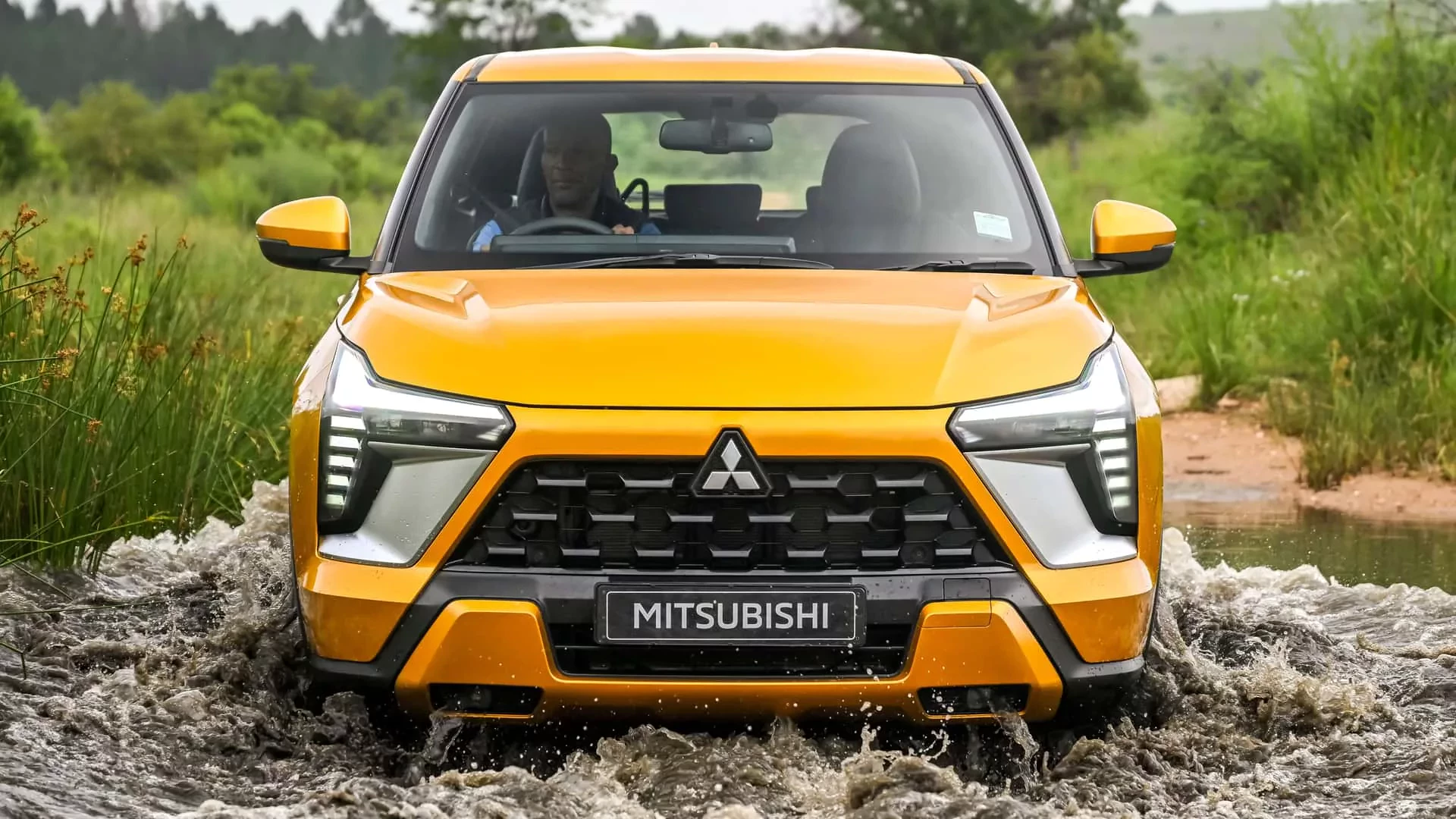 nowy-suv-mitsubishi-outlander-sport