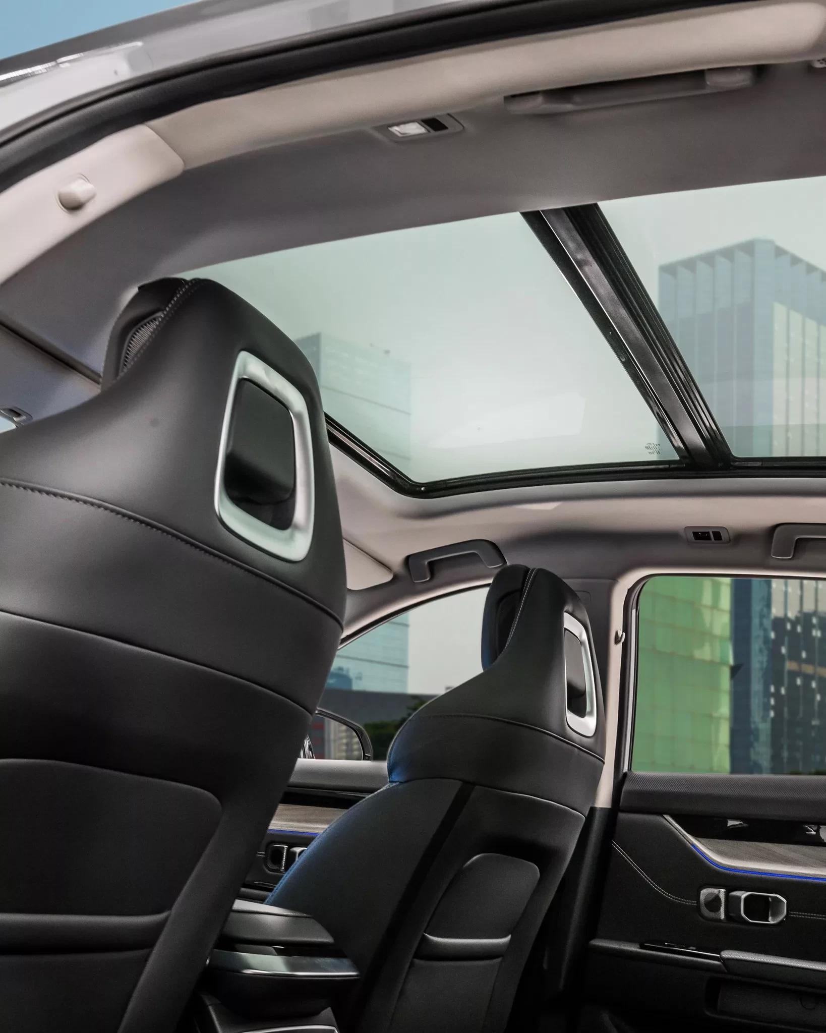 nowy-wloski-suv-sportequipe-6-gt