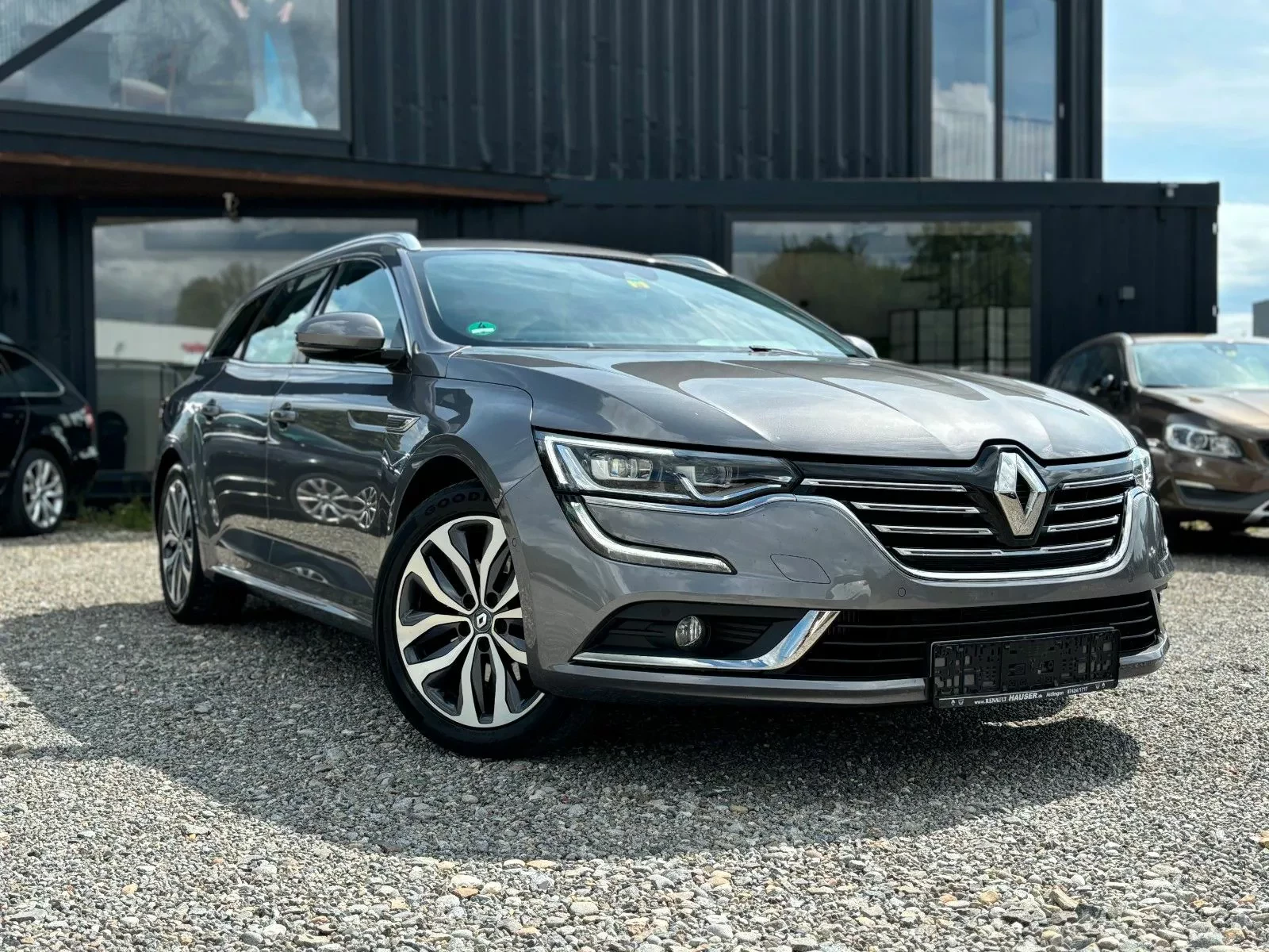 renault-talisman-kombi-odpowiednik-skody-superb
