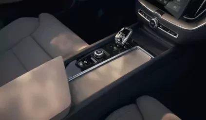 Volvo XC60 2026 lifting wnętrze