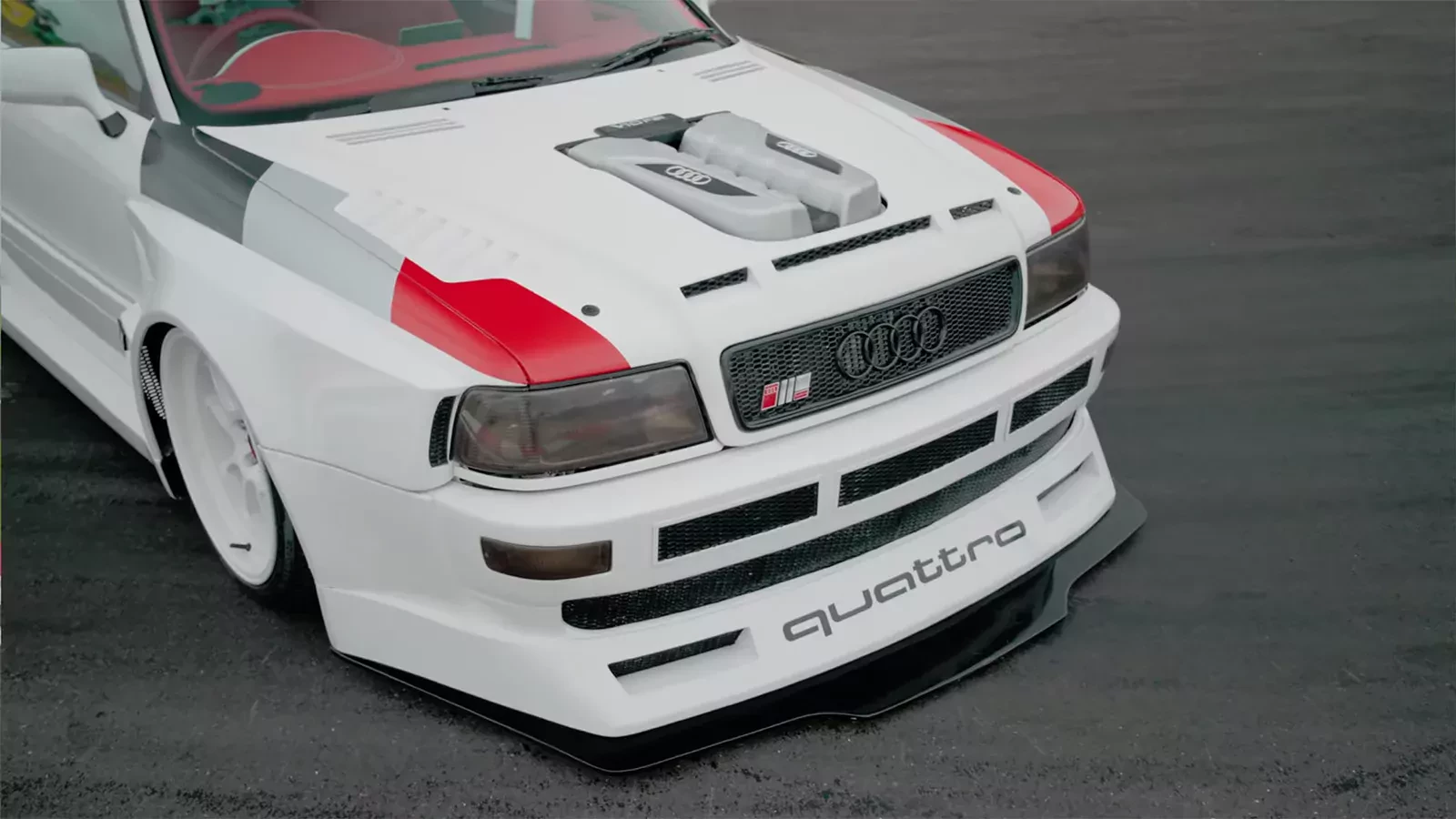Audi-S2-with-a-5.2-L-V10-02