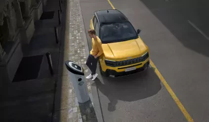 Elektryczny Jeep Avenger First Edition