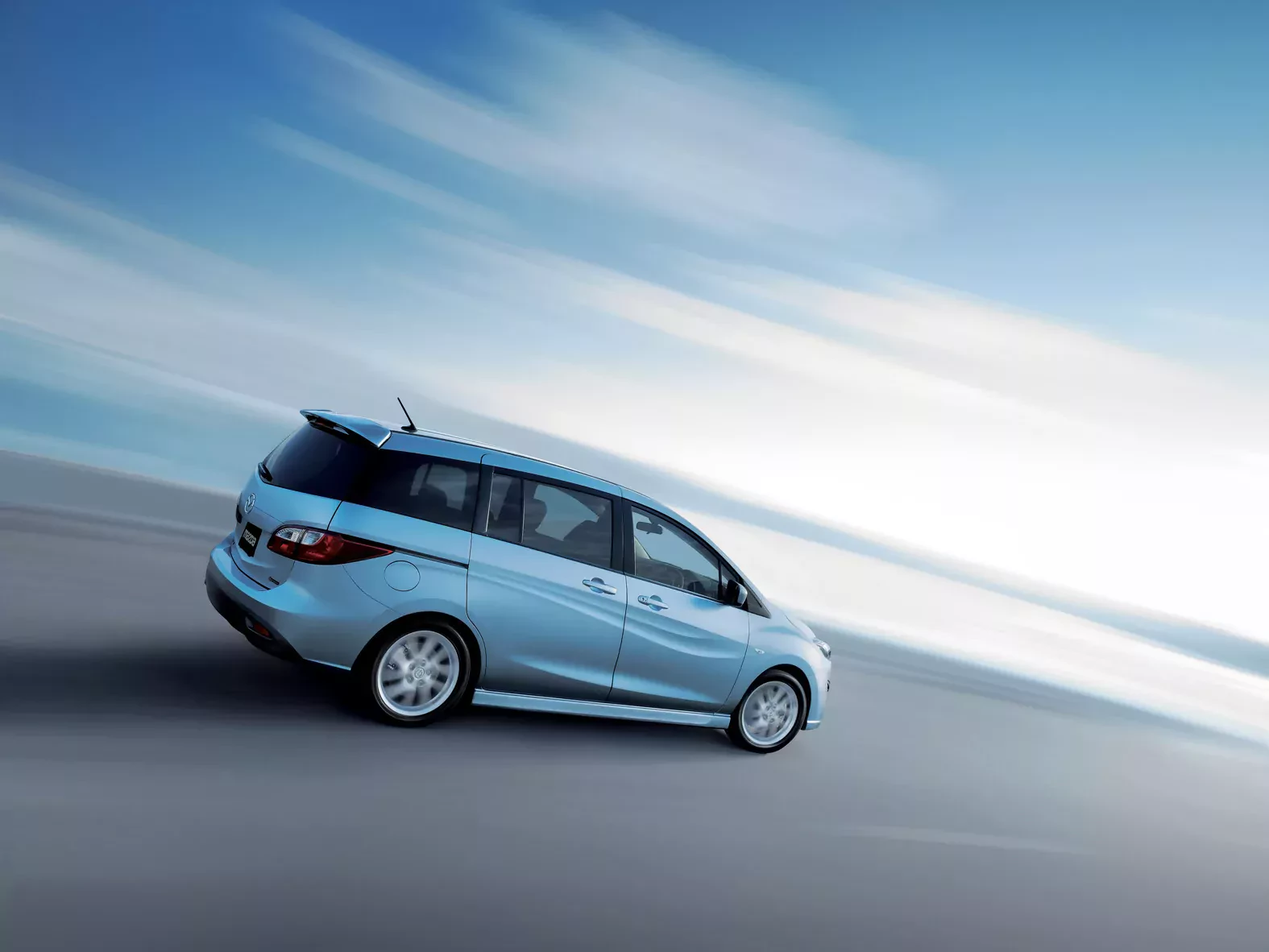 Mazda Premacy 5 silnik cena spalanie moc rodzinny minivan kombi