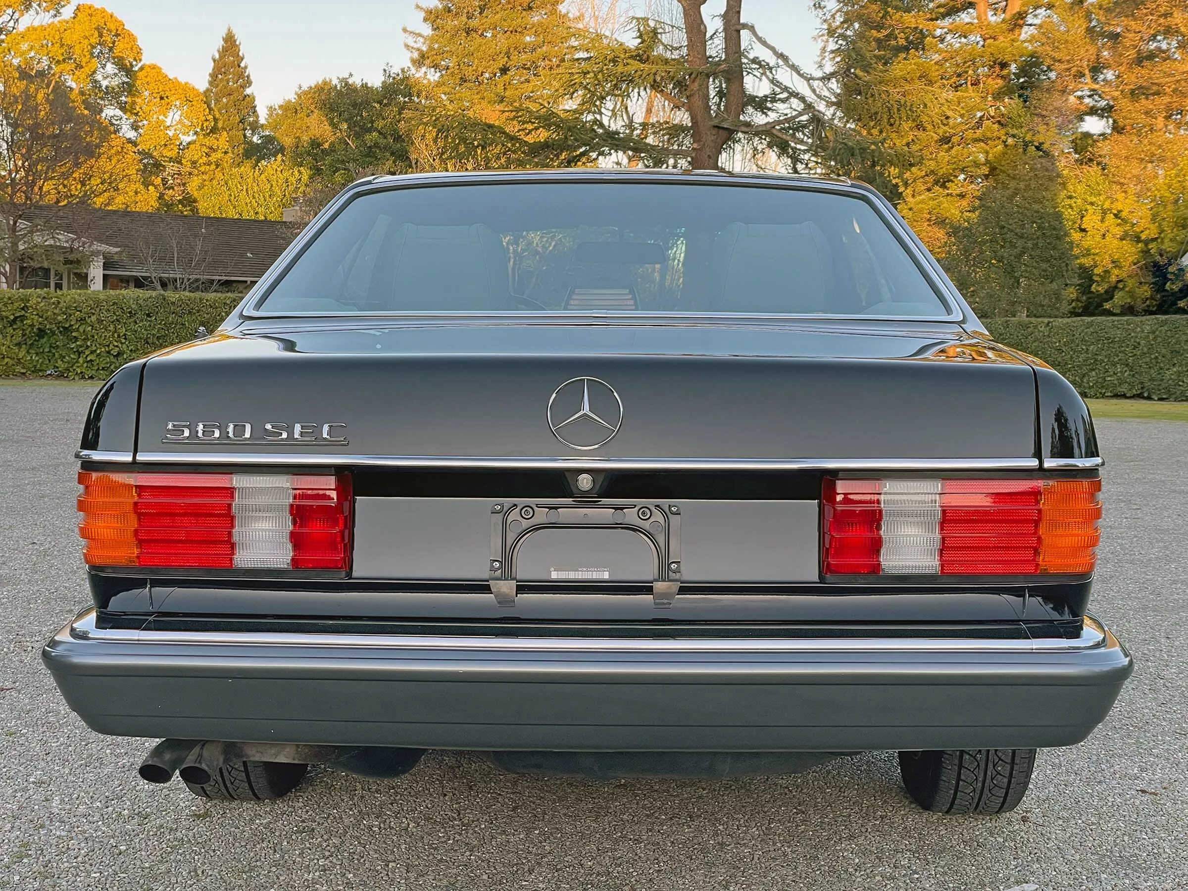 Mercedes-560SEC-00021