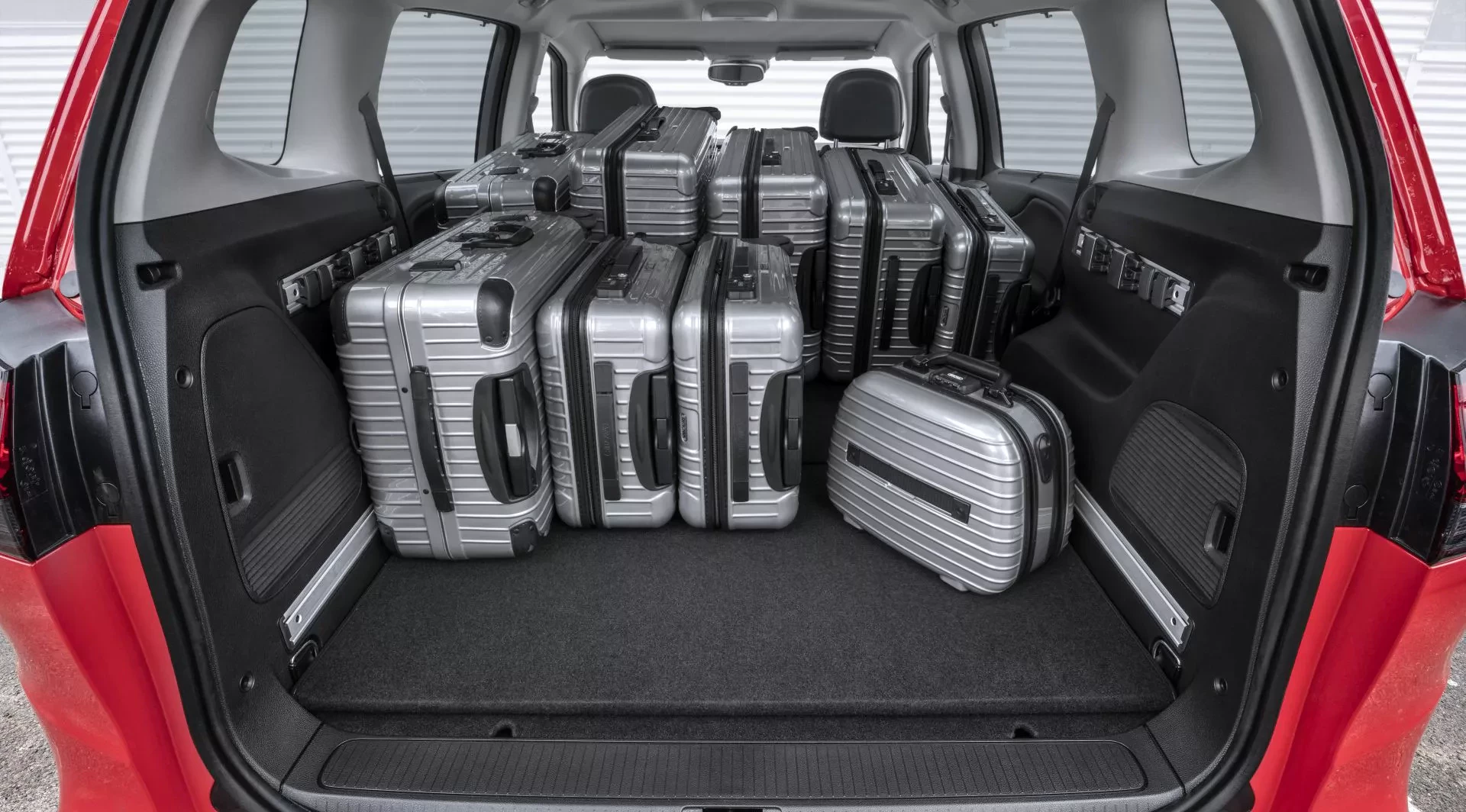 Opel Zafira cena silnik spalanie opinie