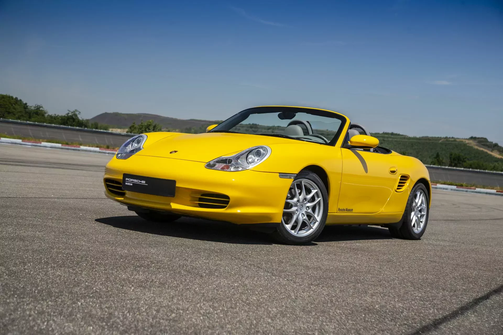 Porsche Boxster 986 cena silnik spalanie osiągi moc benzyna
