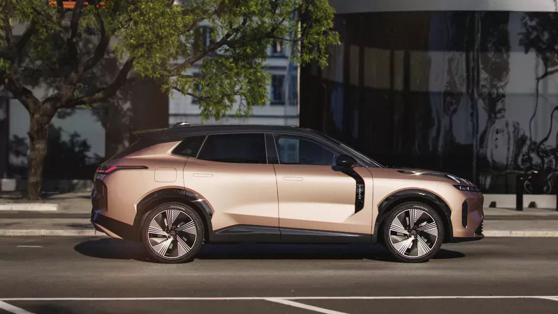Lynk&Co 08 PHEV