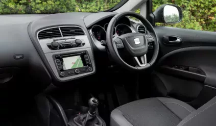 Seat Altea cena silnik spalanie SUV rodzinny minivan tanio opinie oceny