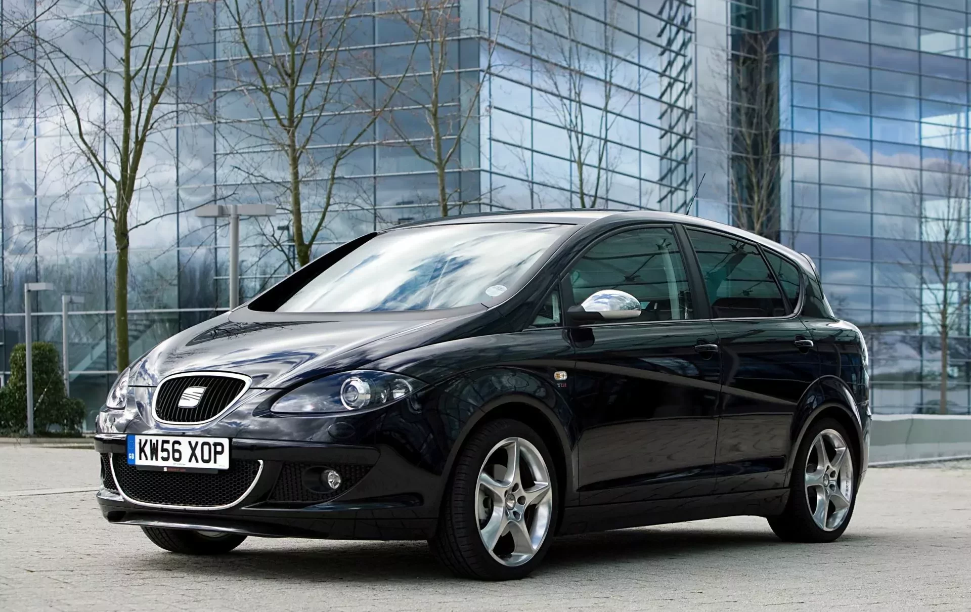 Seat Toledo cena spalanie ile miejsc opinie oceny