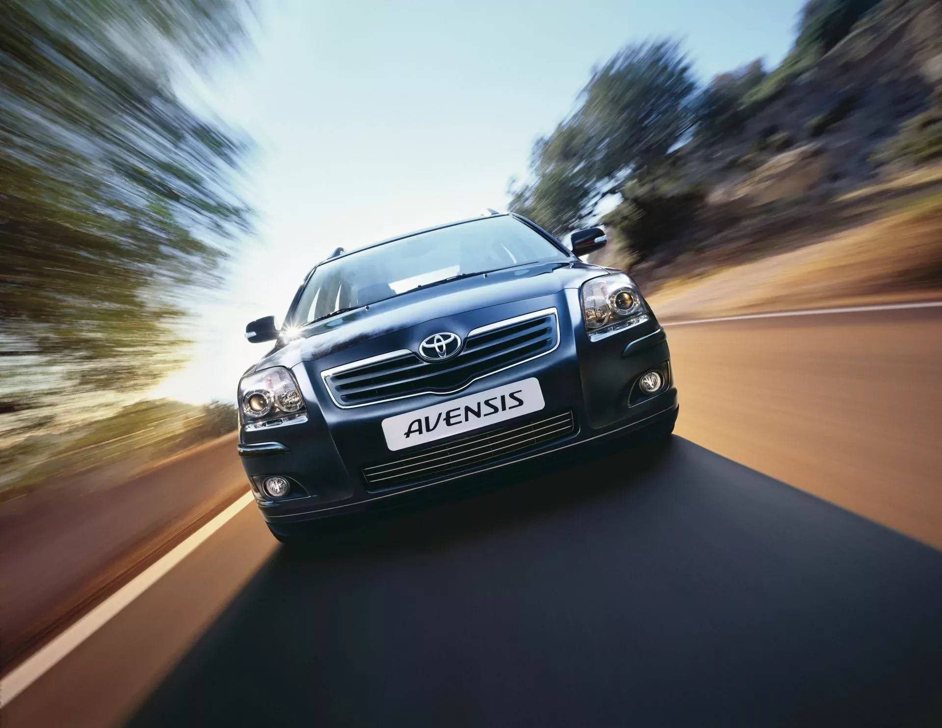 Toyota Avensis cena silnik spalanie cena osiągi opinie oceny