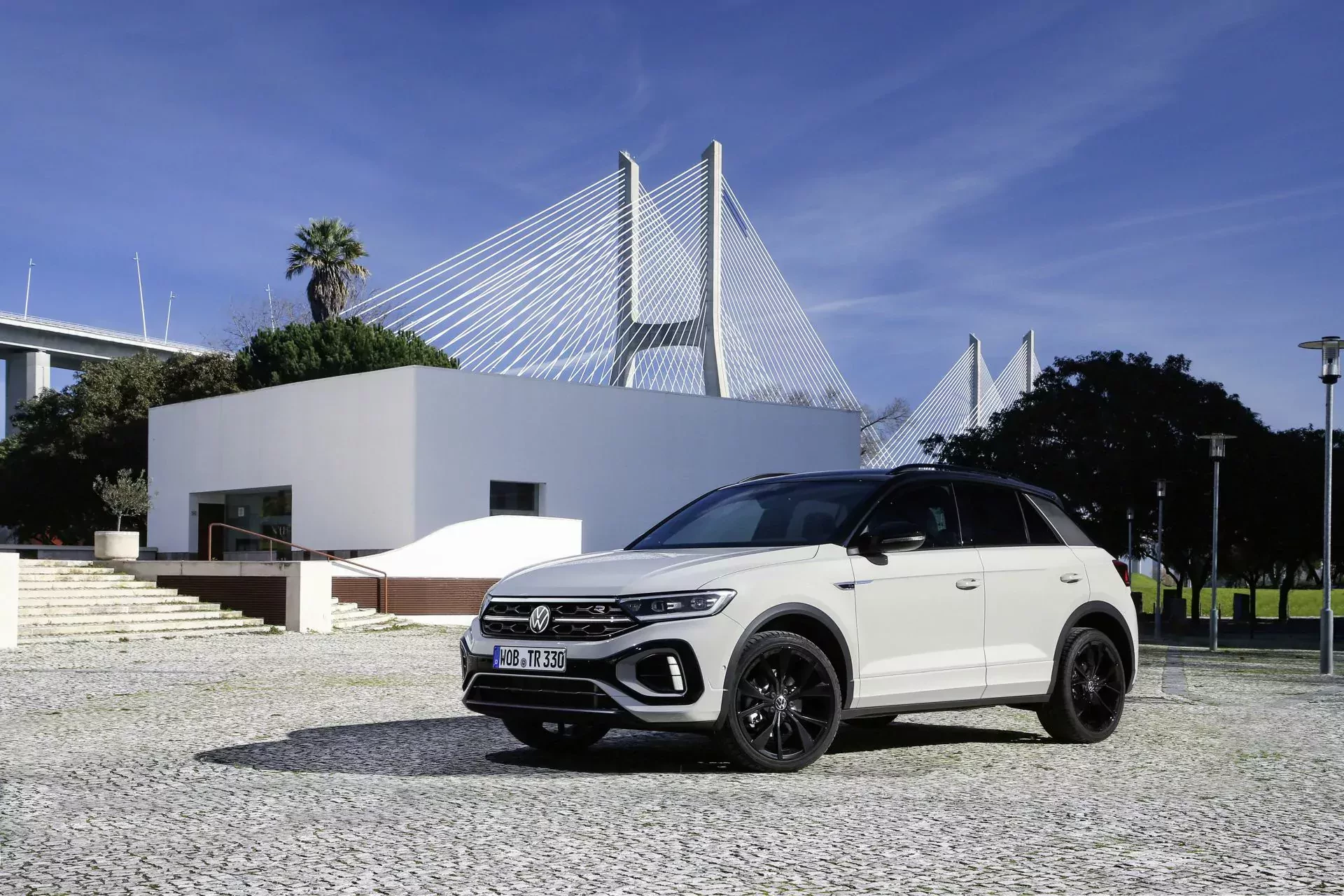 Volkswagen T-Roc cena rocznik przebieg SUV crossover spalanie silnik