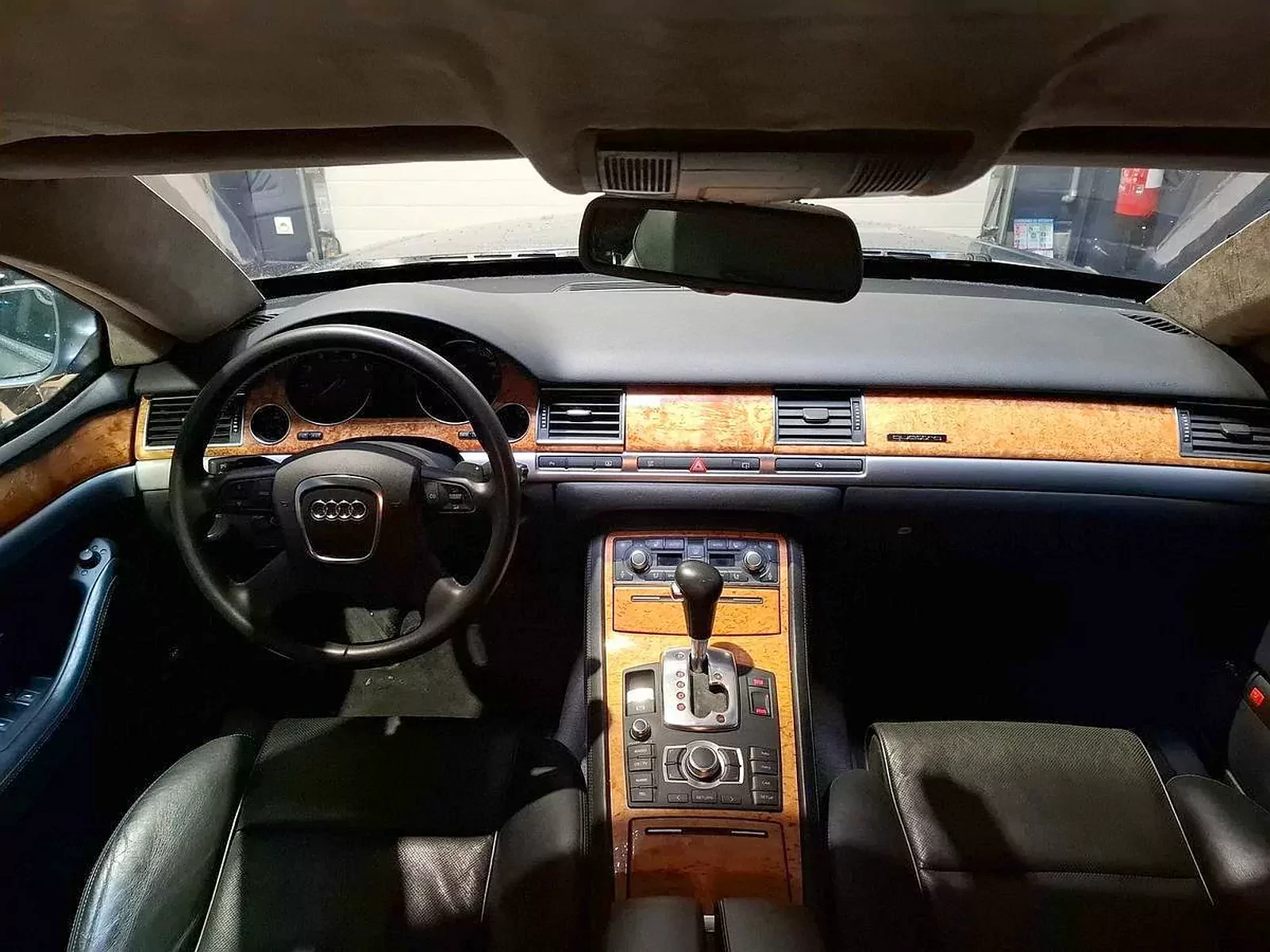 audi-a8-w12-uzywane
