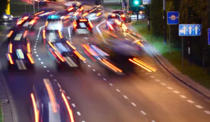 Kierowcy aut spalinowych zapłacą mniej za paliwo