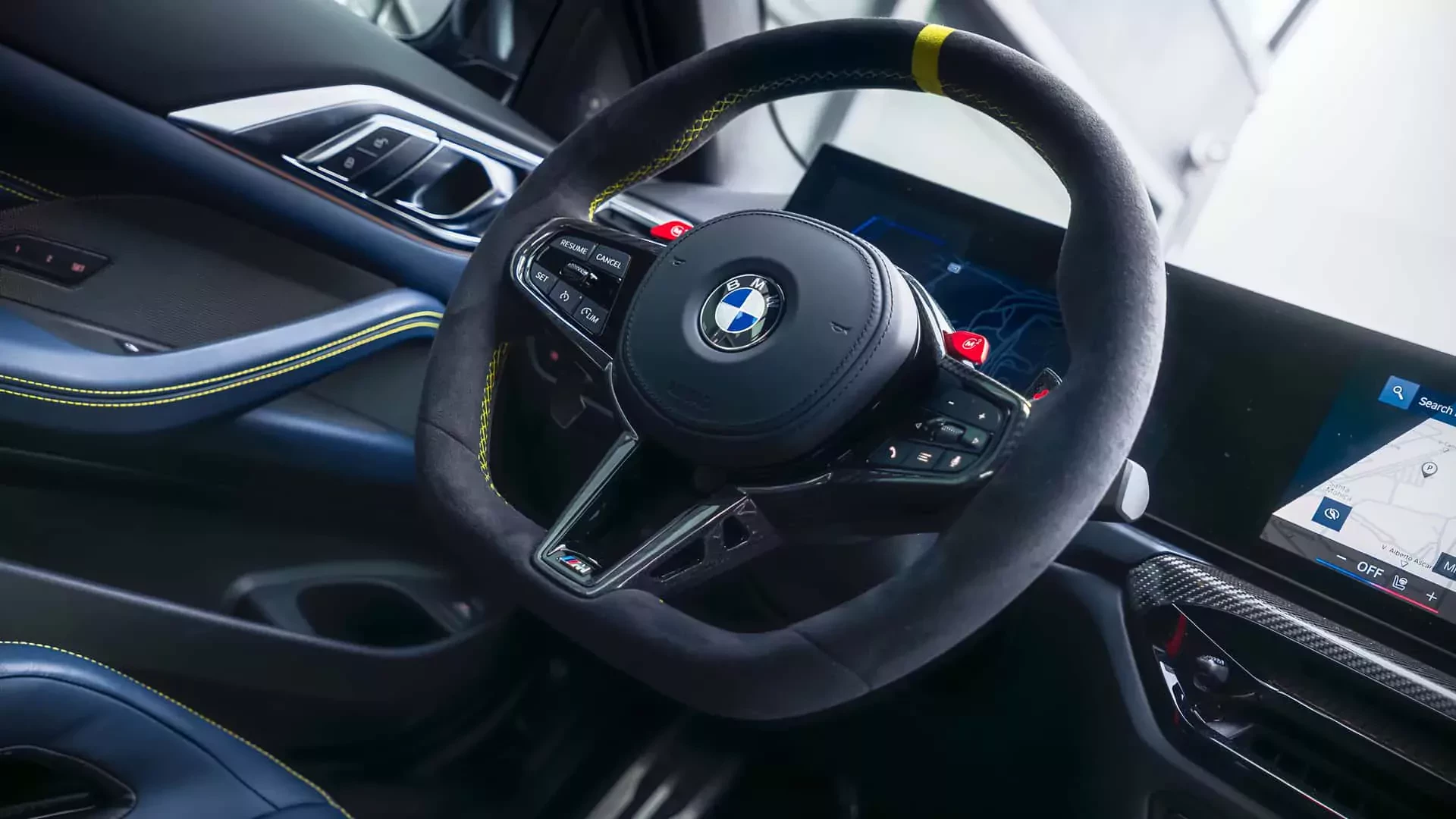 bmw-m4-cs-edition-vr46-2025