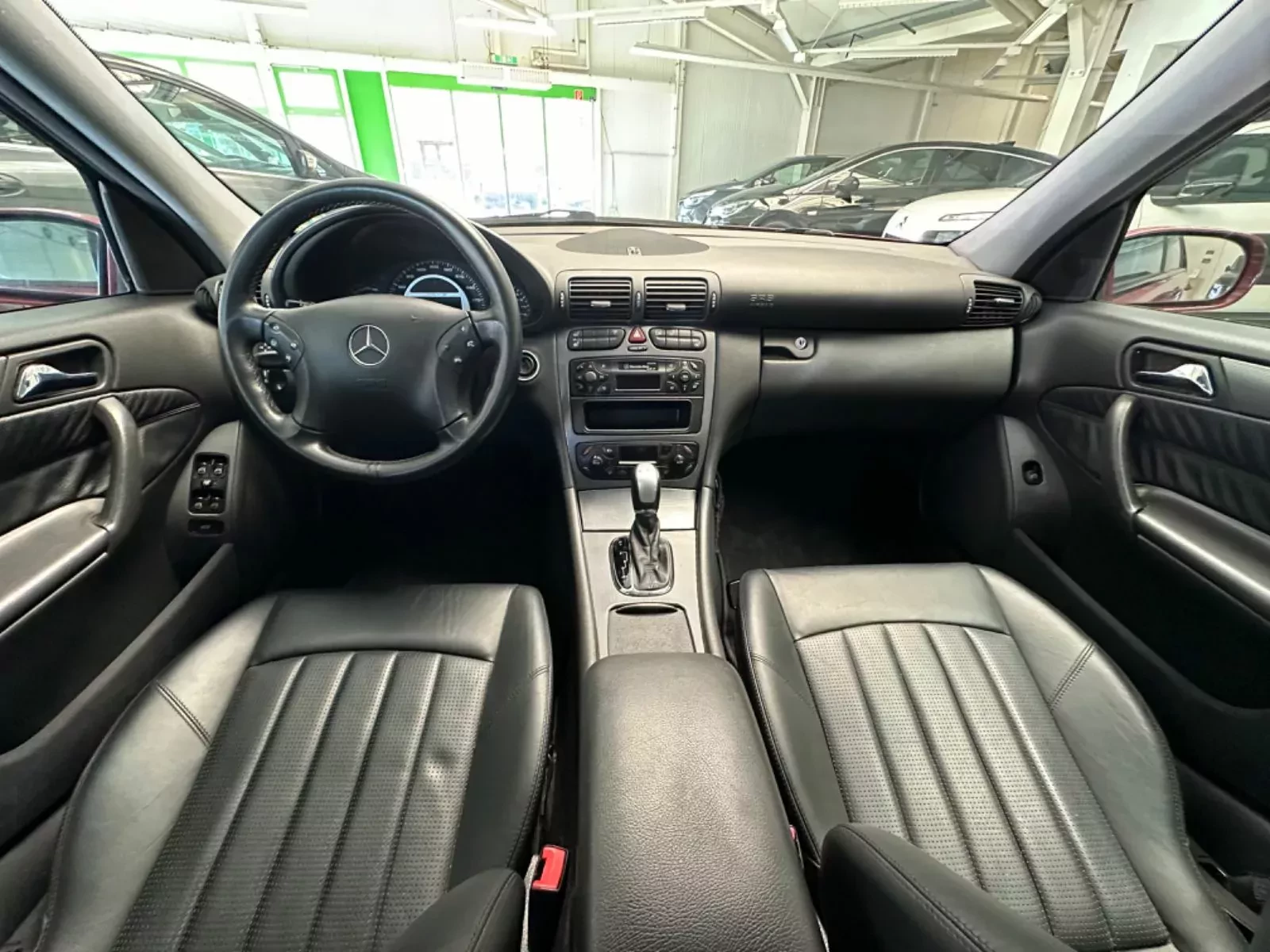 niemiecki-super-sedan-mercedes-c-amg