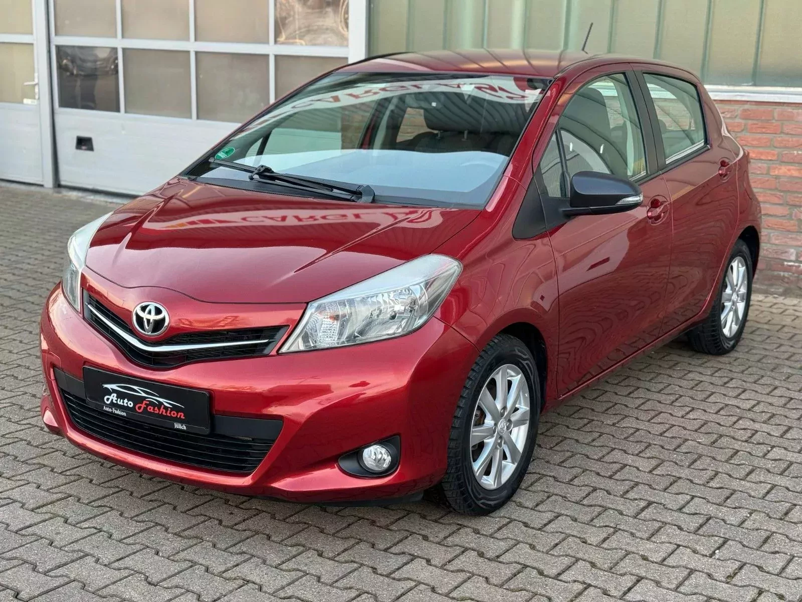 nowa-toyota-yaris-z-2013-roku