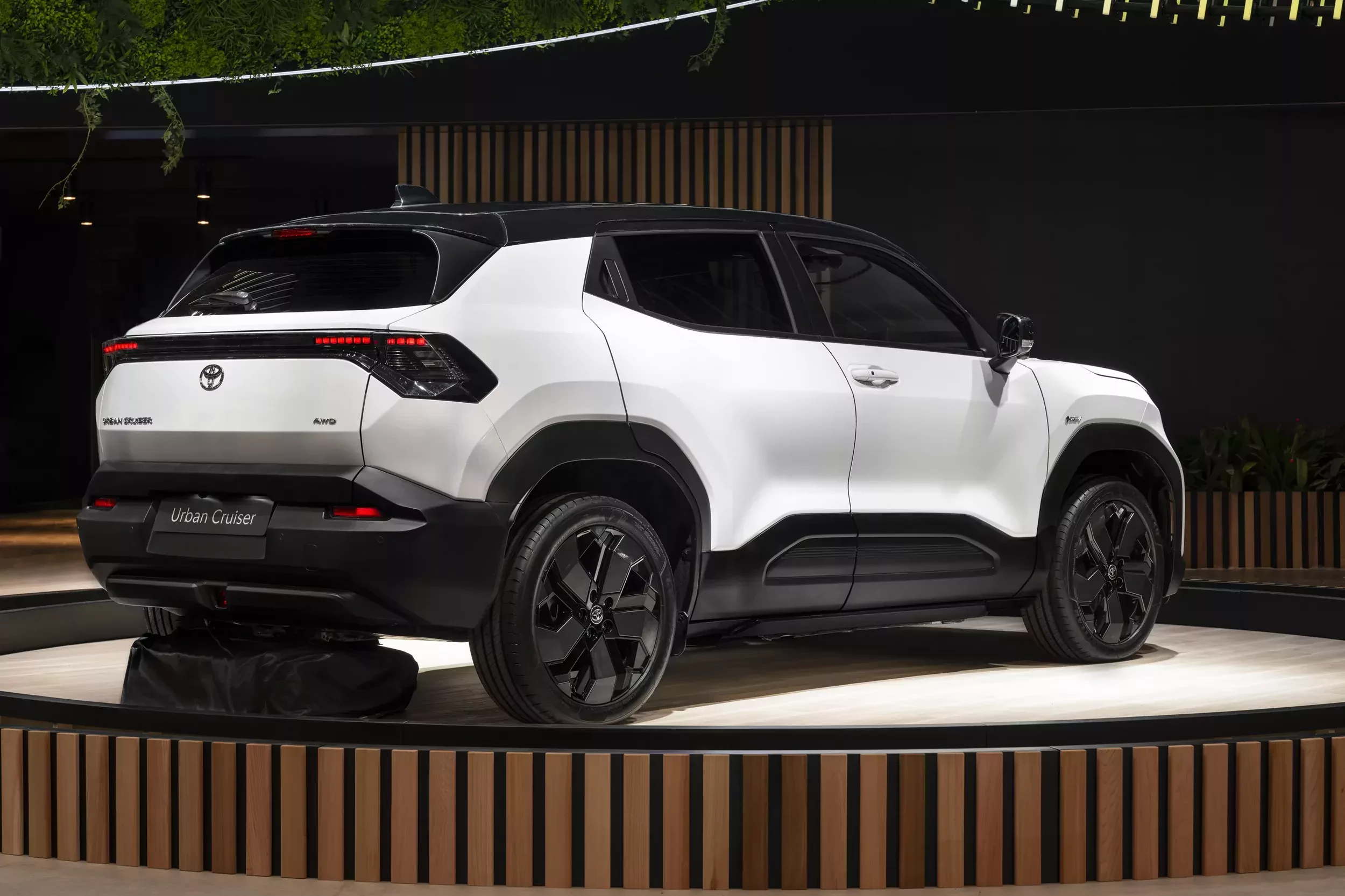 Urban Cruiser EV SUV Toyoty 2025