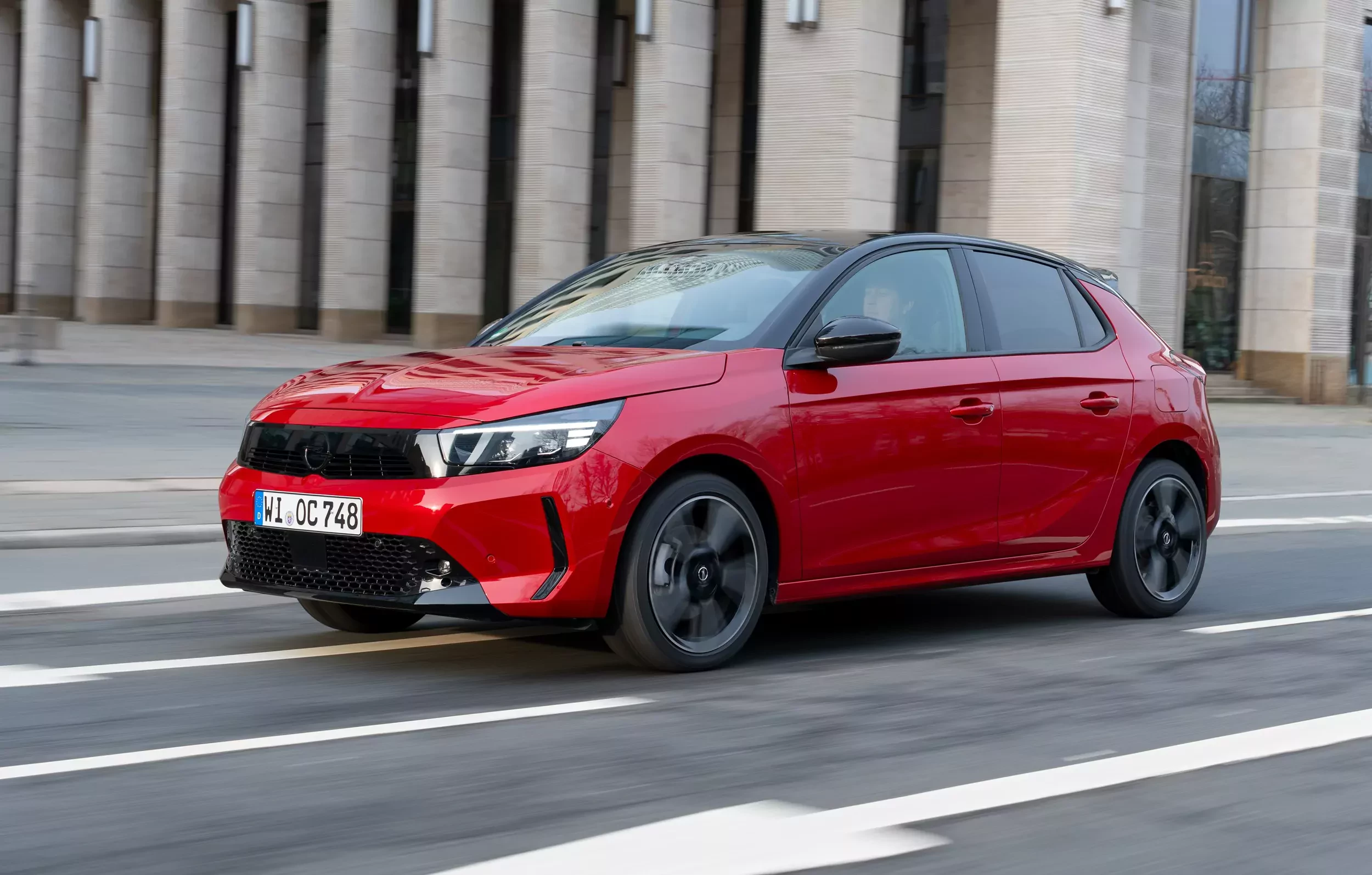 Hybrydowy jak Toyota Corsa jest dobrą opcją do miasta