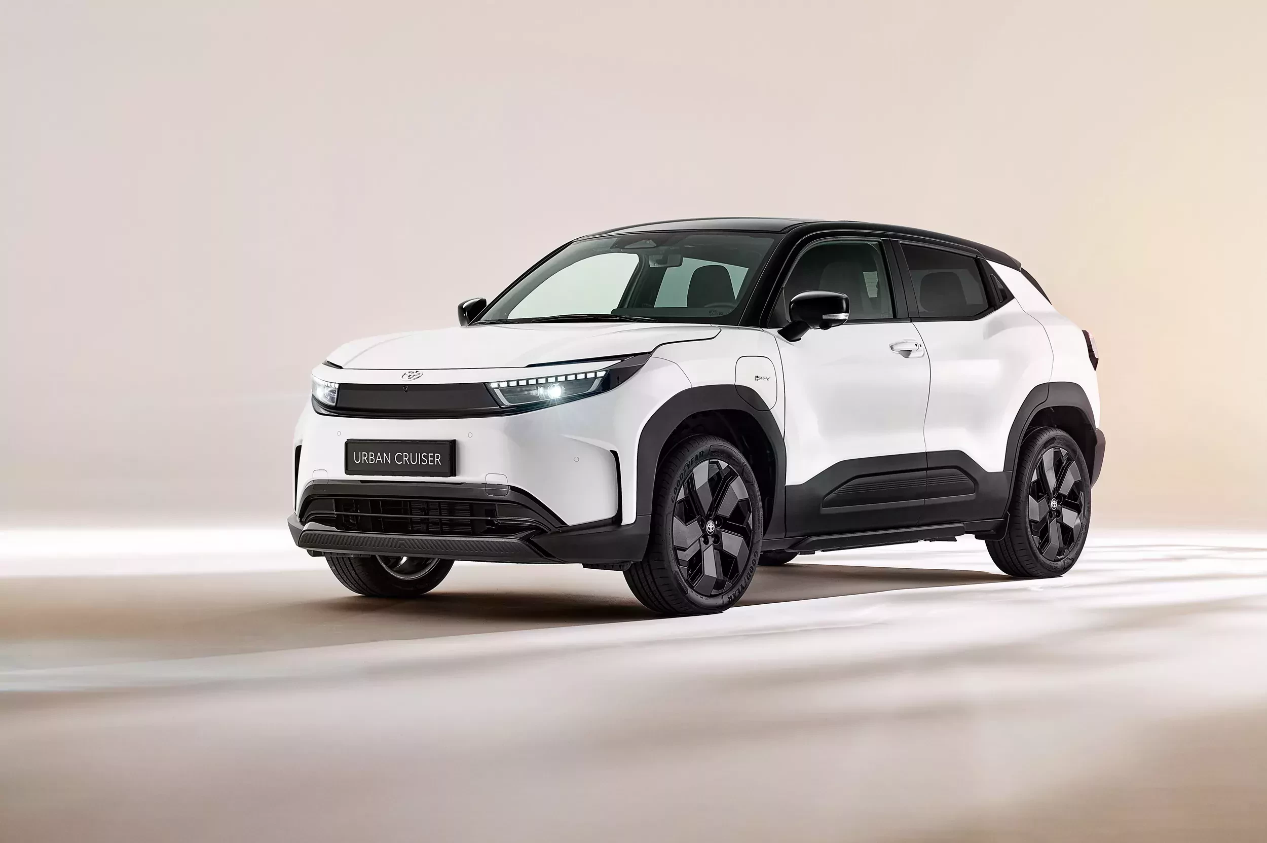 Urban Cruiser SUV EV 2025