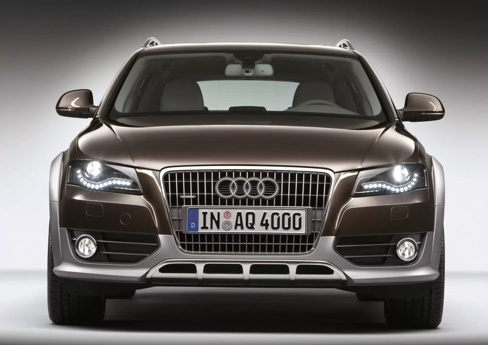 Audi A4 cena silnik spalanie avant sedan ceny silniki diesel benzyna 2.0 1.9 TDI