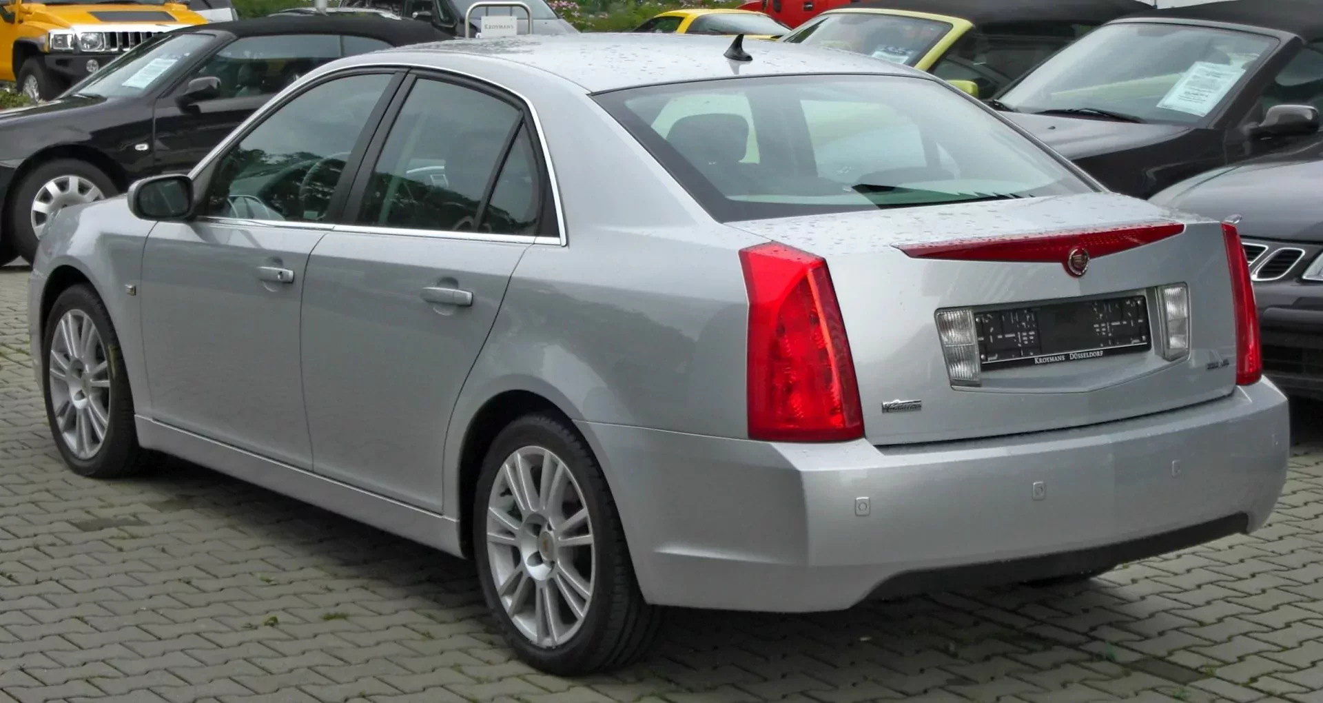 Cadillac BLS cena silnik spalanie osiągi moc