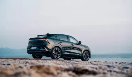 Renault Rafale Atelier Alpine 300 KM – sportowe emocje w hybrydowym wydaniu