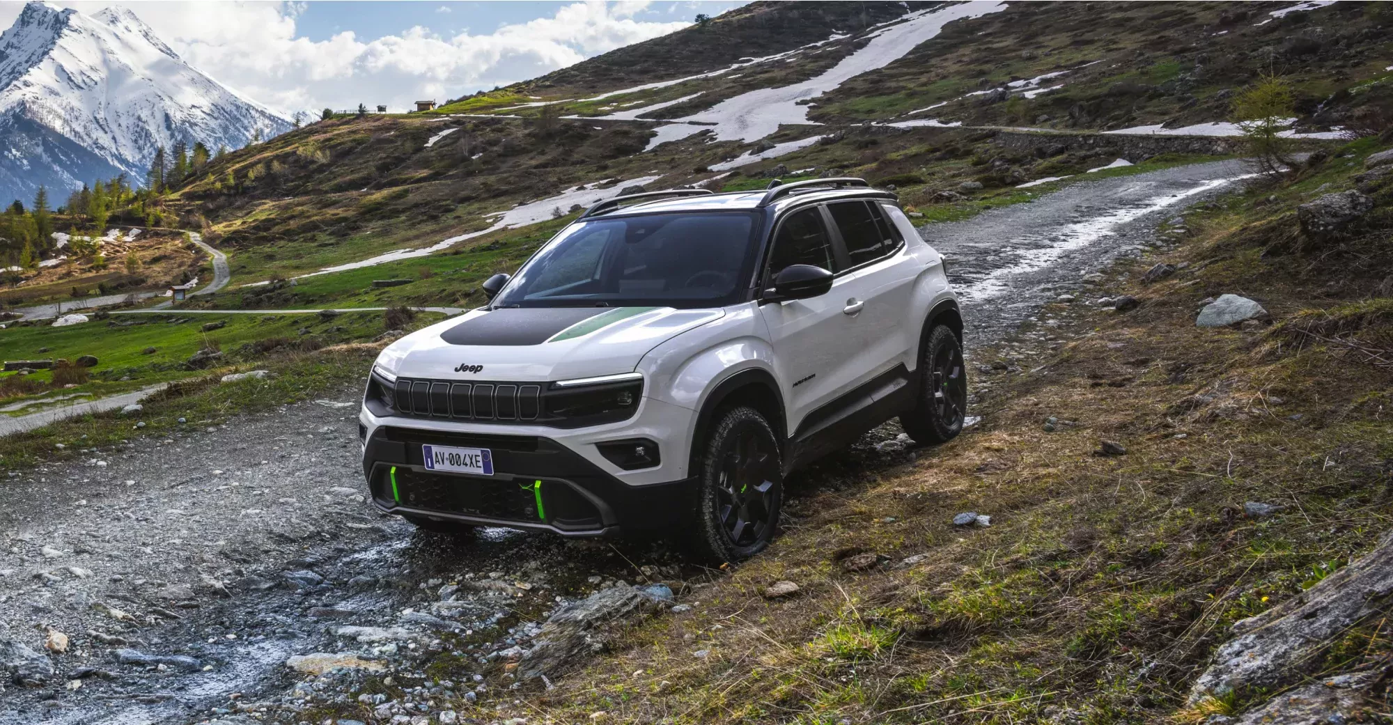 JEEP-AVENGER-4XE-MY25-