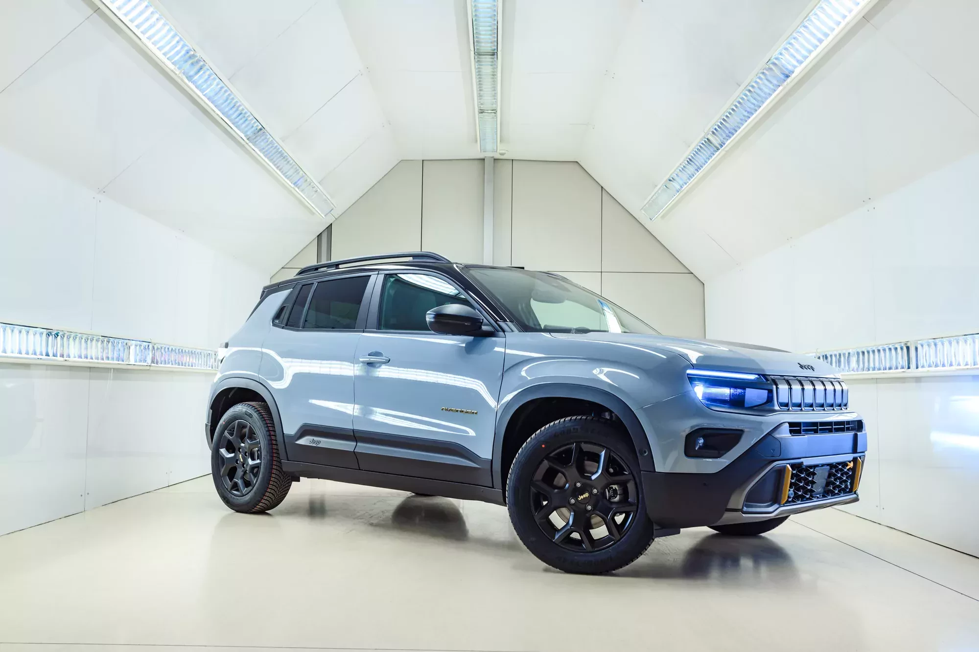 Jeep Avenger 4xe polska produkcja w Tychach