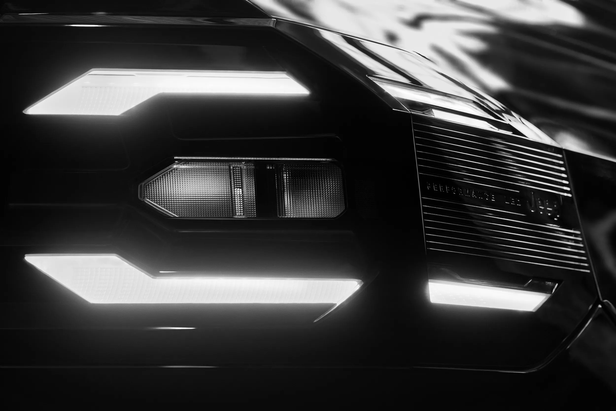 New-Jeep-Compass-Teaser-1