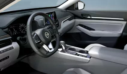 Nissan Altima cena silnik spalanie z USA osiągi moc opinie oceny